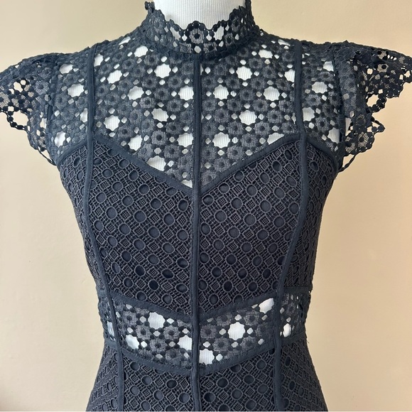 Sandro Jannie Lace A-Line Mini Dress Black Cap Flutter Sleeve Mini Size 38 - Picture 6 of 16
